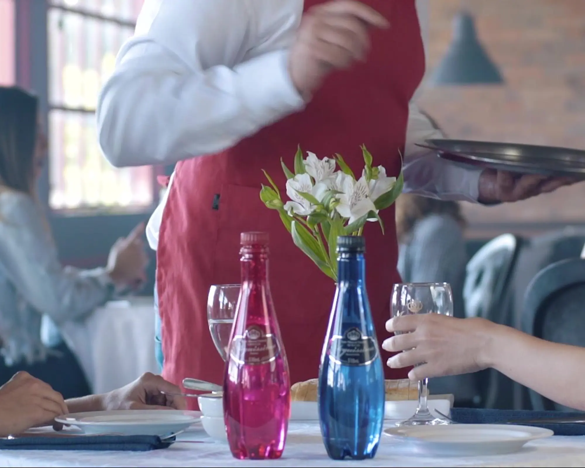 Campanha visual da água saborizada Acquíssima Passion